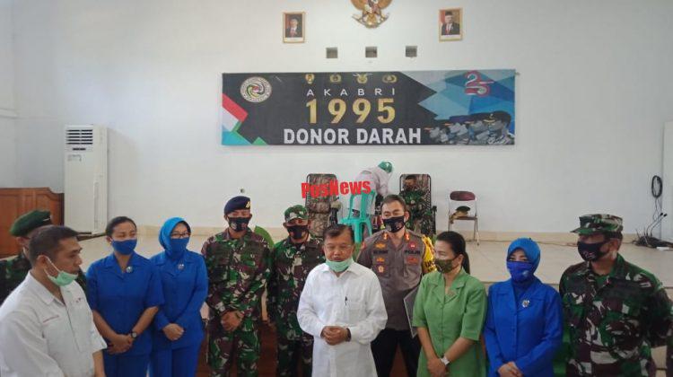 Jusuf Kalla Tinjau Baksos Donor Darah Alumni Akabri 95 Bima Cakti di Makassar