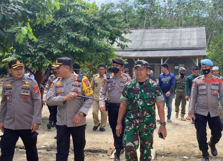 Tim Polres, TNI, Pemerintah Kabupaten Mesuji, Bongkar Paksa Khilafatul Muslimin