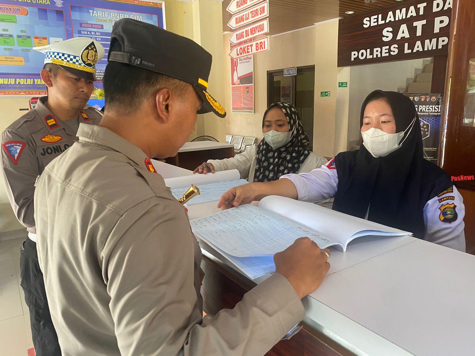 Pastikan Ujian SIM Berjalan Sesuai Prosedur Dan Tidak Ada Pungli, Kapolres Lampung Utara Sidak Satpas SIM
