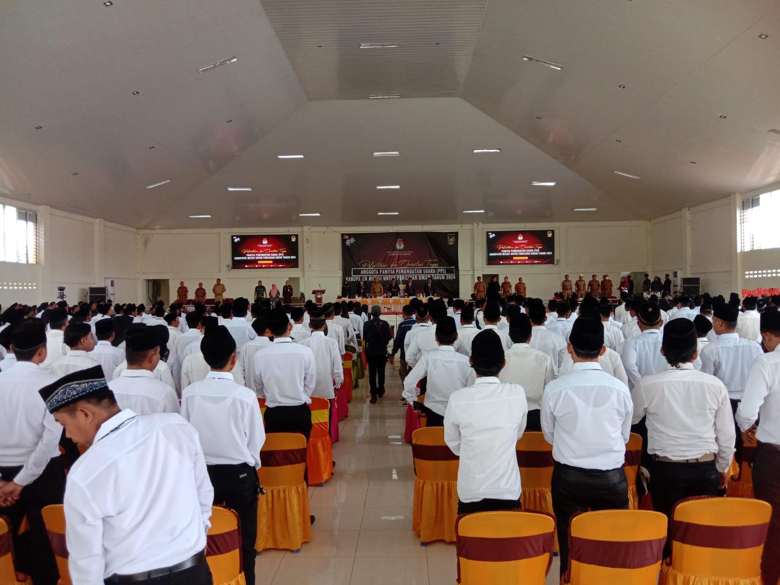 Ali Yasir St Resmi Lantik 314 Anggota PPS 7 Kecamatan Lingkup Kabupaten Mesuji