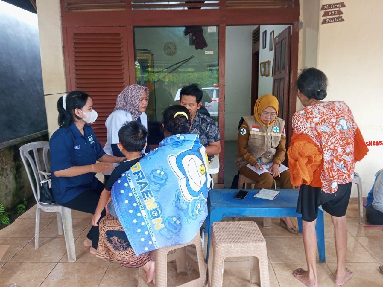 Apotek Zetha Medica dan Klinik Prabu Alam Baksos Kesehatan untuk Korban Banjir